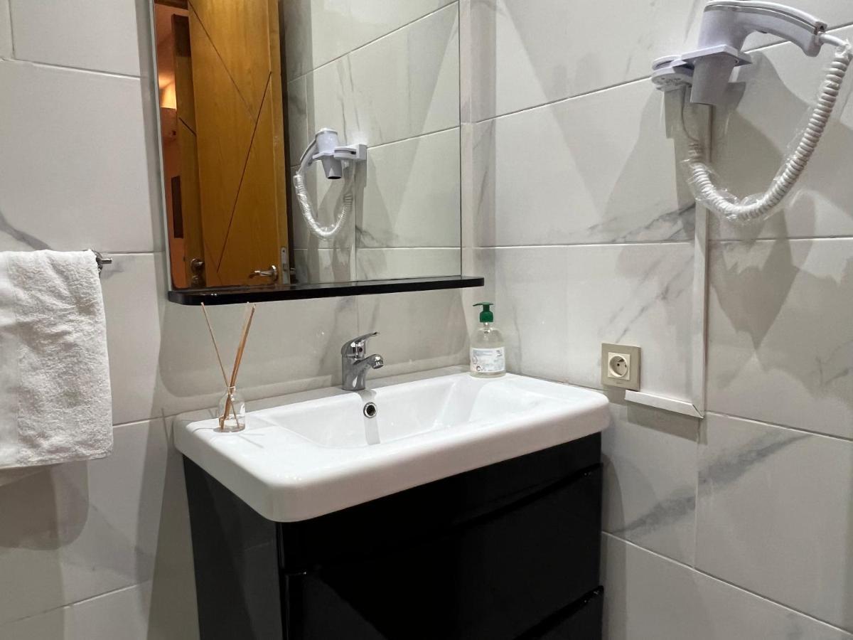 Bel Appart+2 Room+Wifi+Gare Casa Voyageur+Tram Casablanca Bagian luar foto